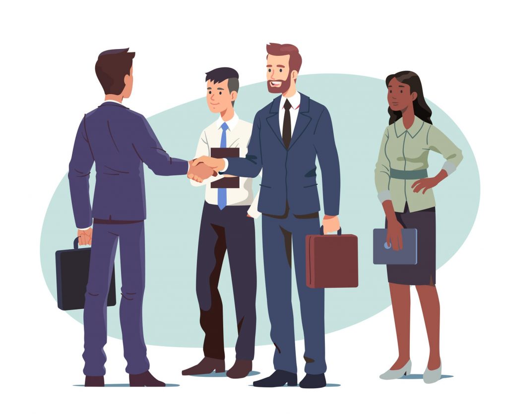 Personen besprechen die Grundlage und Voraussetzung für eine Cloud für Unternehmen.