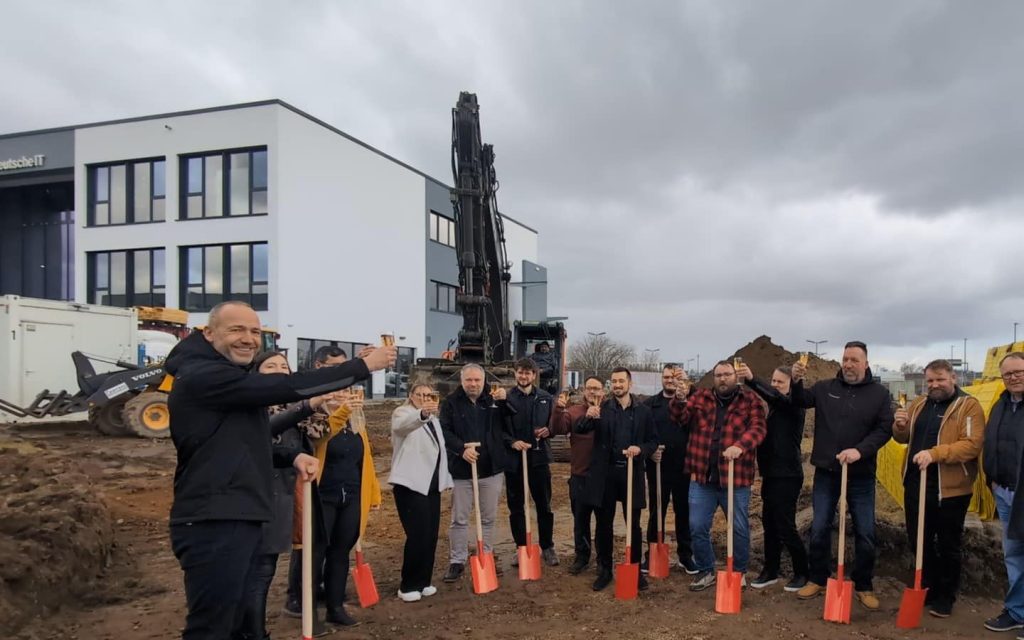 Die mitteldeutsche IT (mIT) schafft mehr Raum mit ihren neuem Anbau.